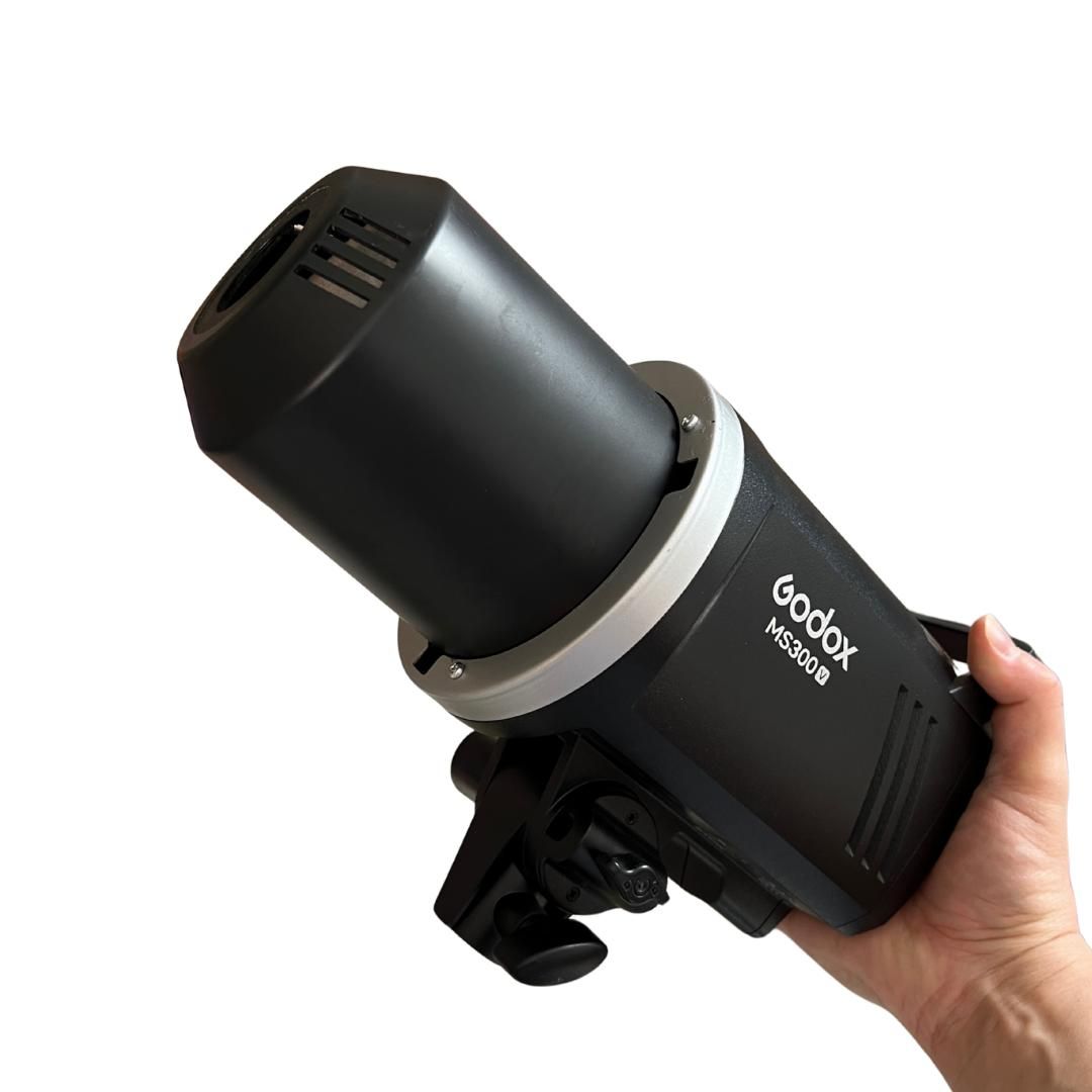 ست فلاش گودکس MS300-V و soft box 80cm و فرستندهX2T|دوربین عکاسی و فیلم‌برداری|تهران, قیطریه|دیوار
