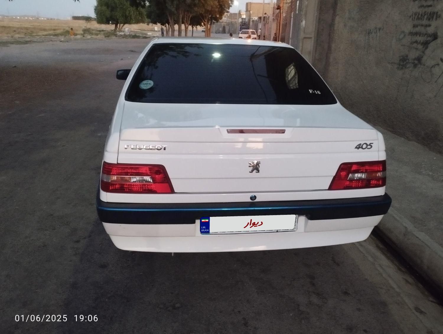 سلام پژو مدل 99بی خط خش وبی رنگ لیس کاری دارد 3جا|خودرو سواری و وانت|مشهد, شهرک شهید باهنر|دیوار