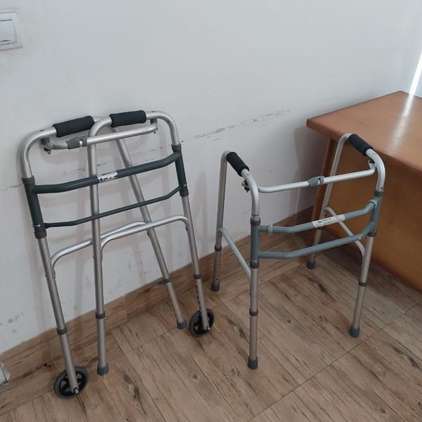 اجاره کرایه فروش ویلچر واکر عصا زیربغلی بیمار|خدمات پیشه و مهارت|شیراز, شهرک گلستان|دیوار