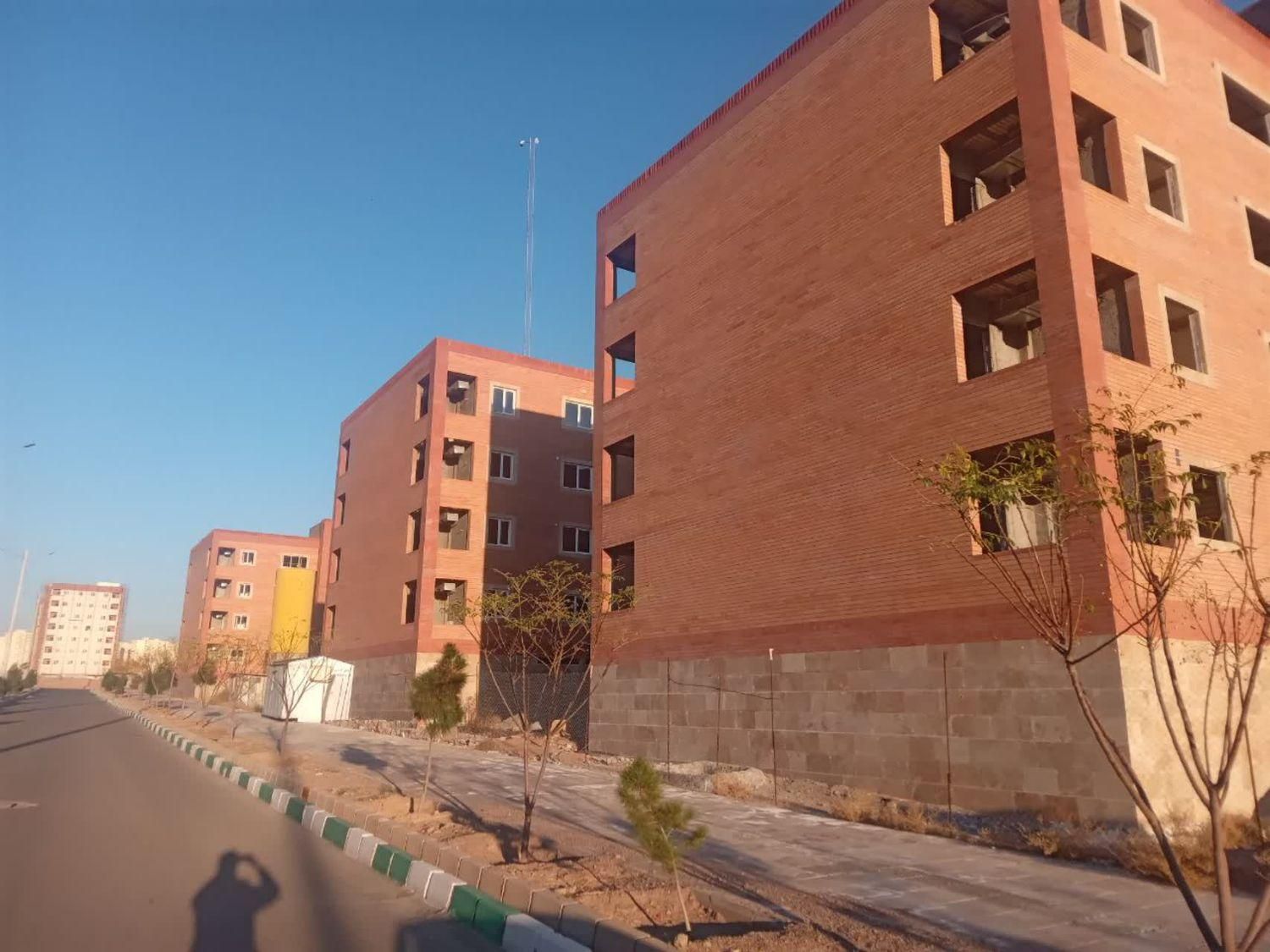 آپارتمان ۹۲ متری فاز ۶ با پارکنیگ و انباری|فروش آپارتمان|پرند, فاز ۶|دیوار