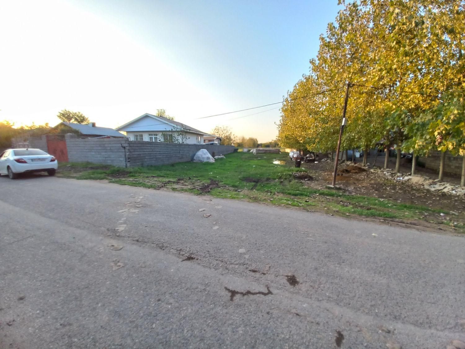 مسکونی ۵۰۰ متری بر آسفالت محدوده لشت نشا|فروش زمین و ملک کلنگی|لشت نشا, |دیوار