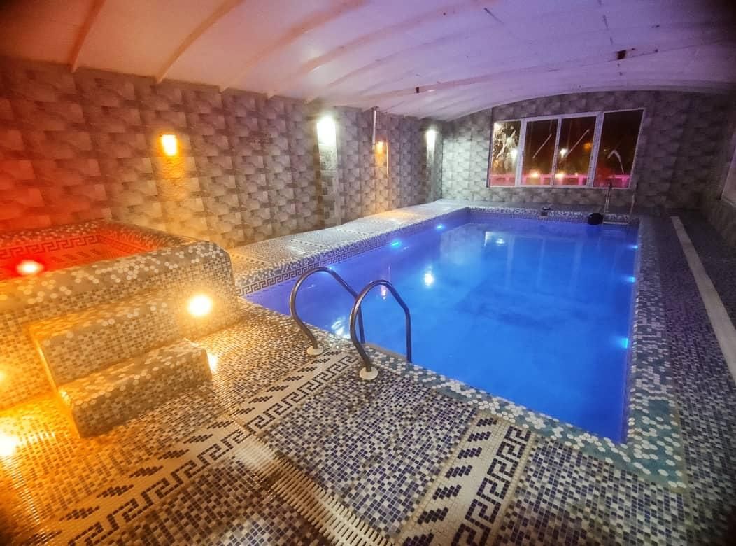 اجاره ویلا استخر و جکوزی و وسایل بازی|اجارهٔ کوتاهمدت ویلا و باغ|اصفهان, تخت فولاد|دیوار