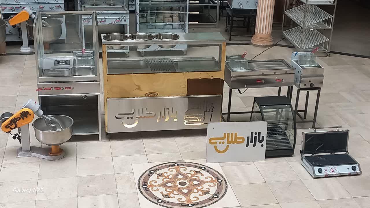 لوازم نیم تنه اغذیه فست‌فود سیار کانکس فر ساندویچی|کافی‌شاپ و رستوران|همدان, |دیوار