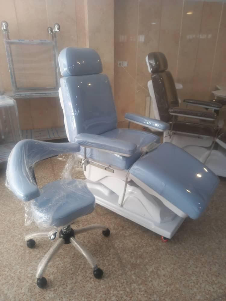 تخت کاشت مو پوست وزیبایی ولیزر وتزریق ژل بوتاکس|خدمات آرایشگری و زیبایی|تهران, خرمشهر|دیوار