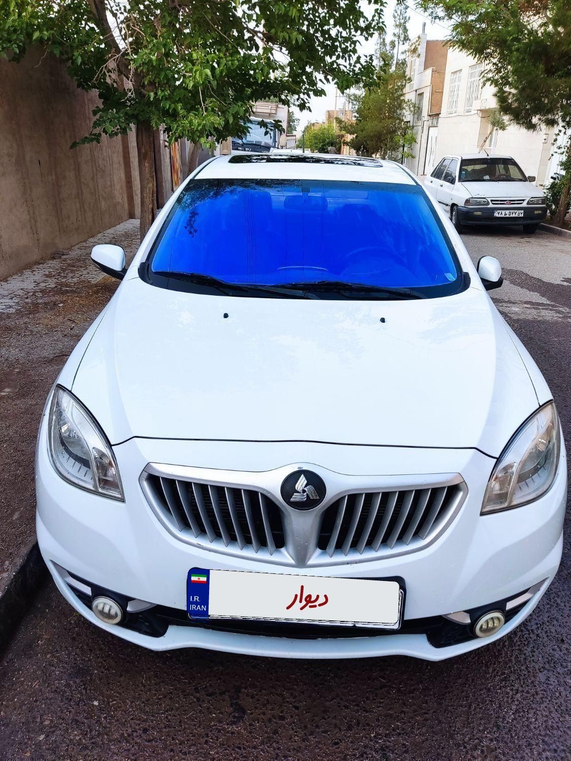 برلیانس H330 اتوماتیک 1500cc، مدل ۱۳۹۵|خودرو سواری و وانت|مهریز, |دیوار