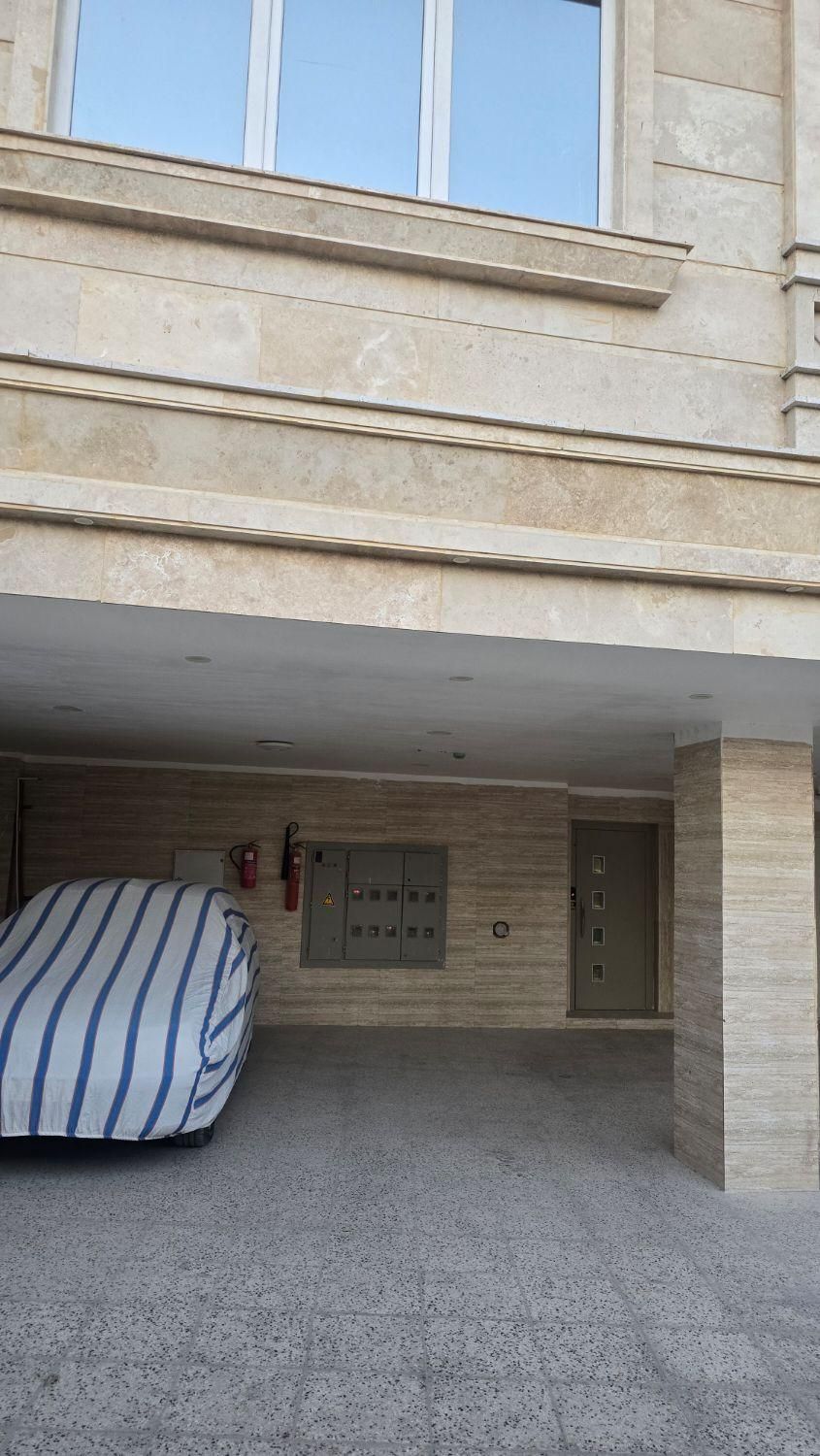 اپارتمان90متری فخار روبروی فروشگاه نمونه|فروش آپارتمان|بندرعباس, |دیوار