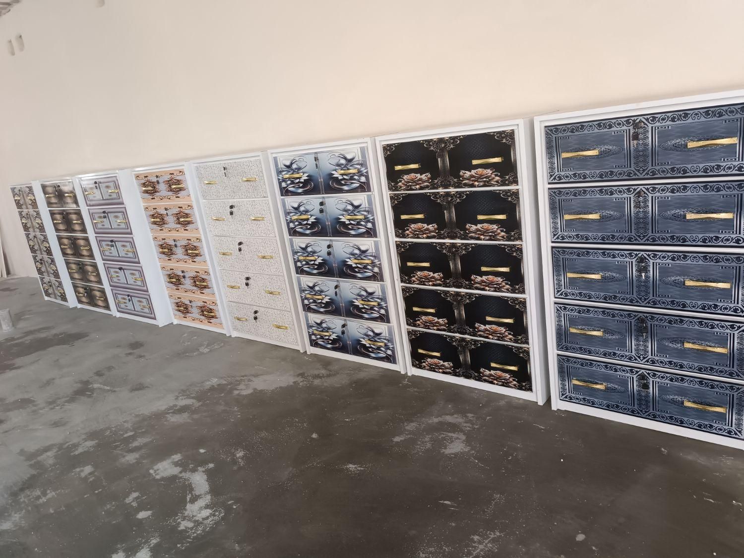 دراور فلزی تمام قفل|جاکفشی، کمد، دراور|یزد, |دیوار