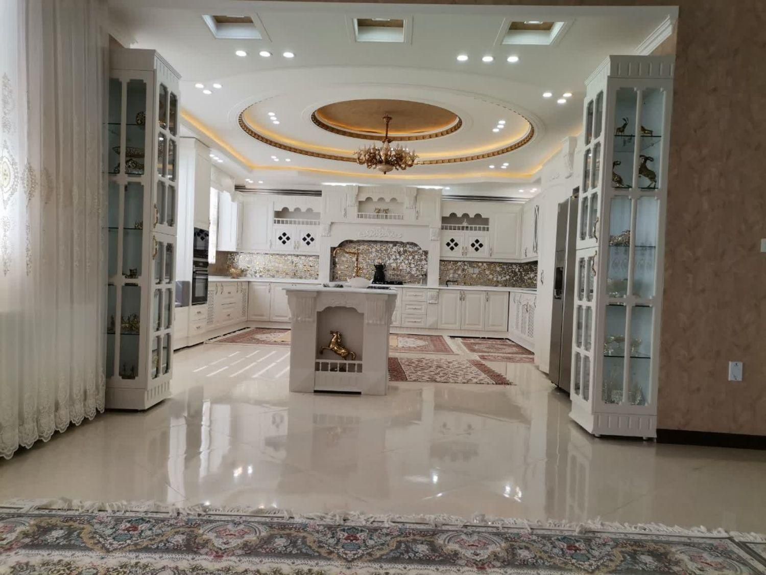 خدمات نصاب و ساخت و اجرا کابینت و کمد دیواری|خدمات پیشه و مهارت|یزد, |دیوار