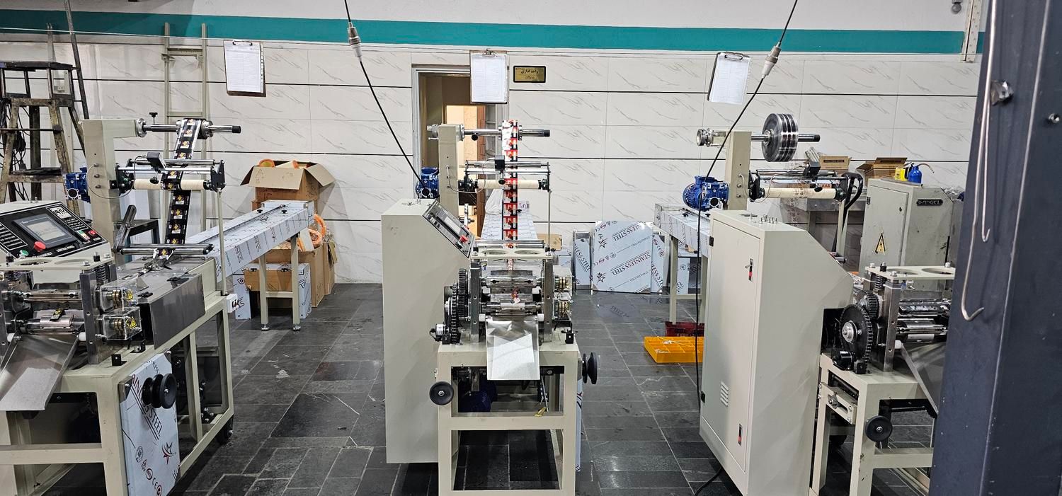 دستگاه بسـتهبنـدی کلوچه، کوکی، نان محلی|ماشینآلات صنعتی|رشت, سعدی (تختی)|دیوار