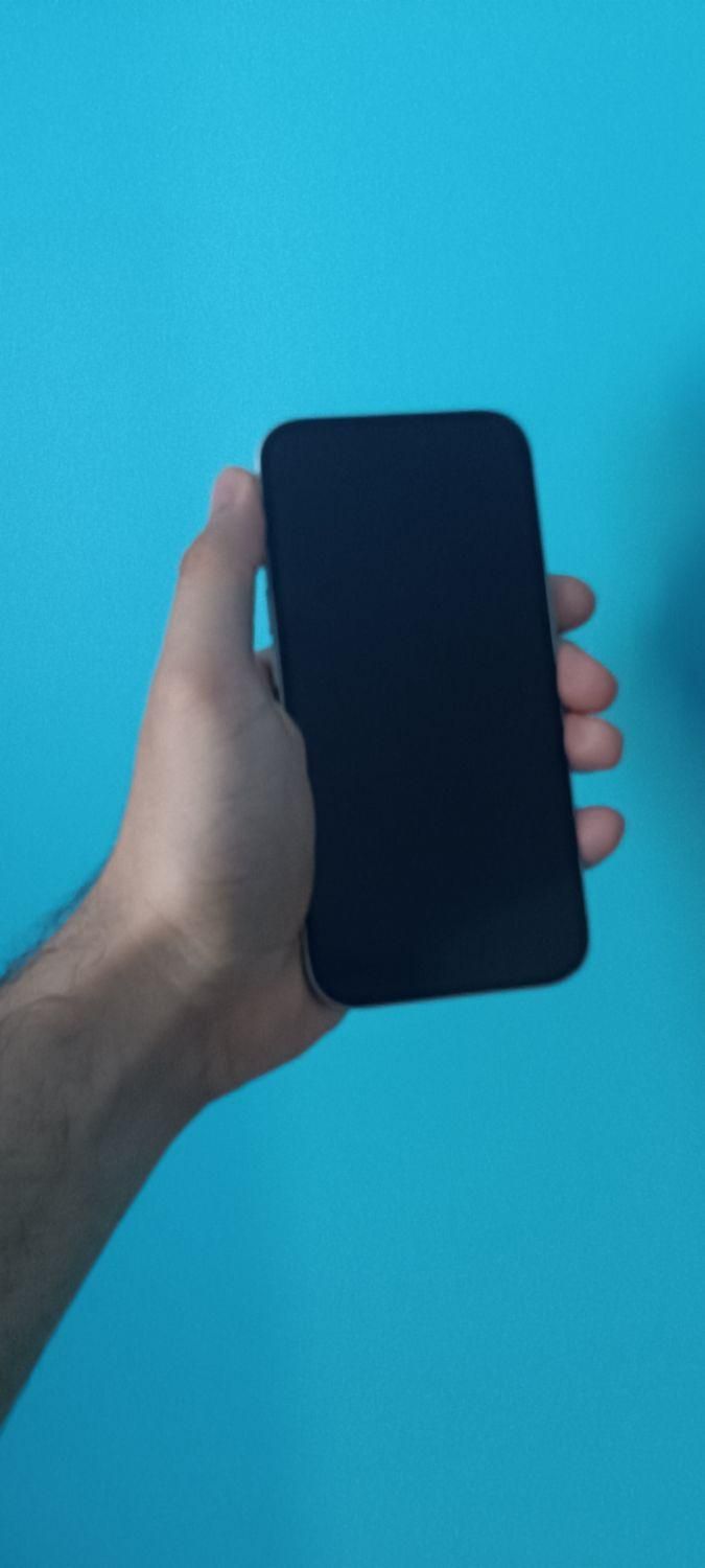 iPhone 16 & adaptor|موبایل|جم, |دیوار