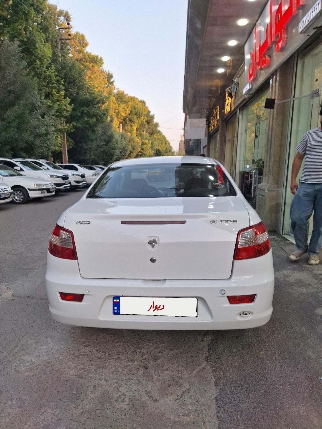 رانا Lx|خودرو سواری و وانت|ملایر, |دیوار