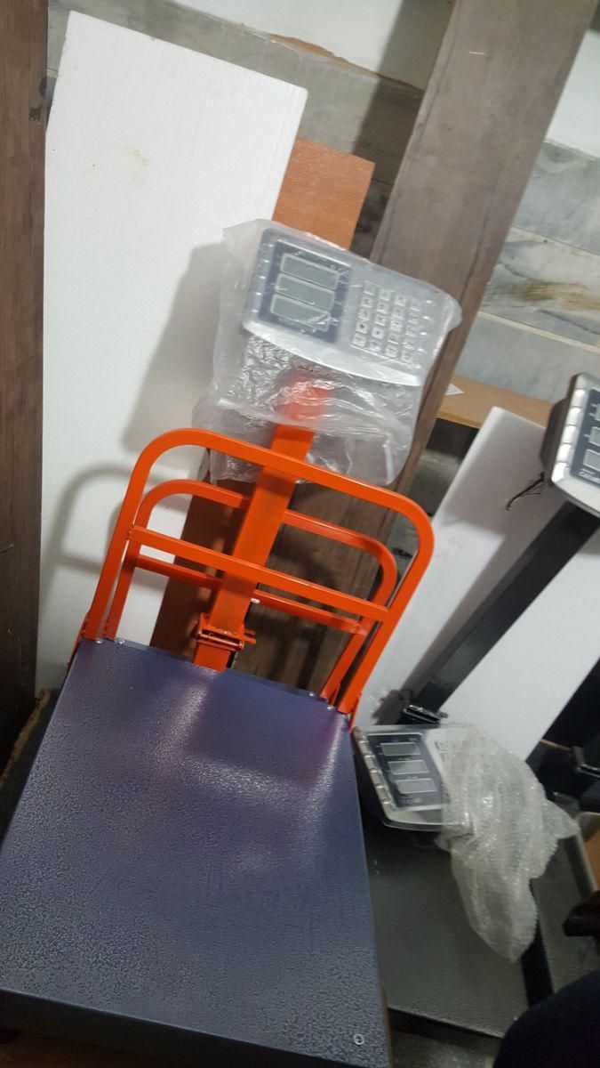 باسکول ترازو دیجیتال ۳۰۰ کیلو|فروشگاه و مغازه|ورامین, |دیوار