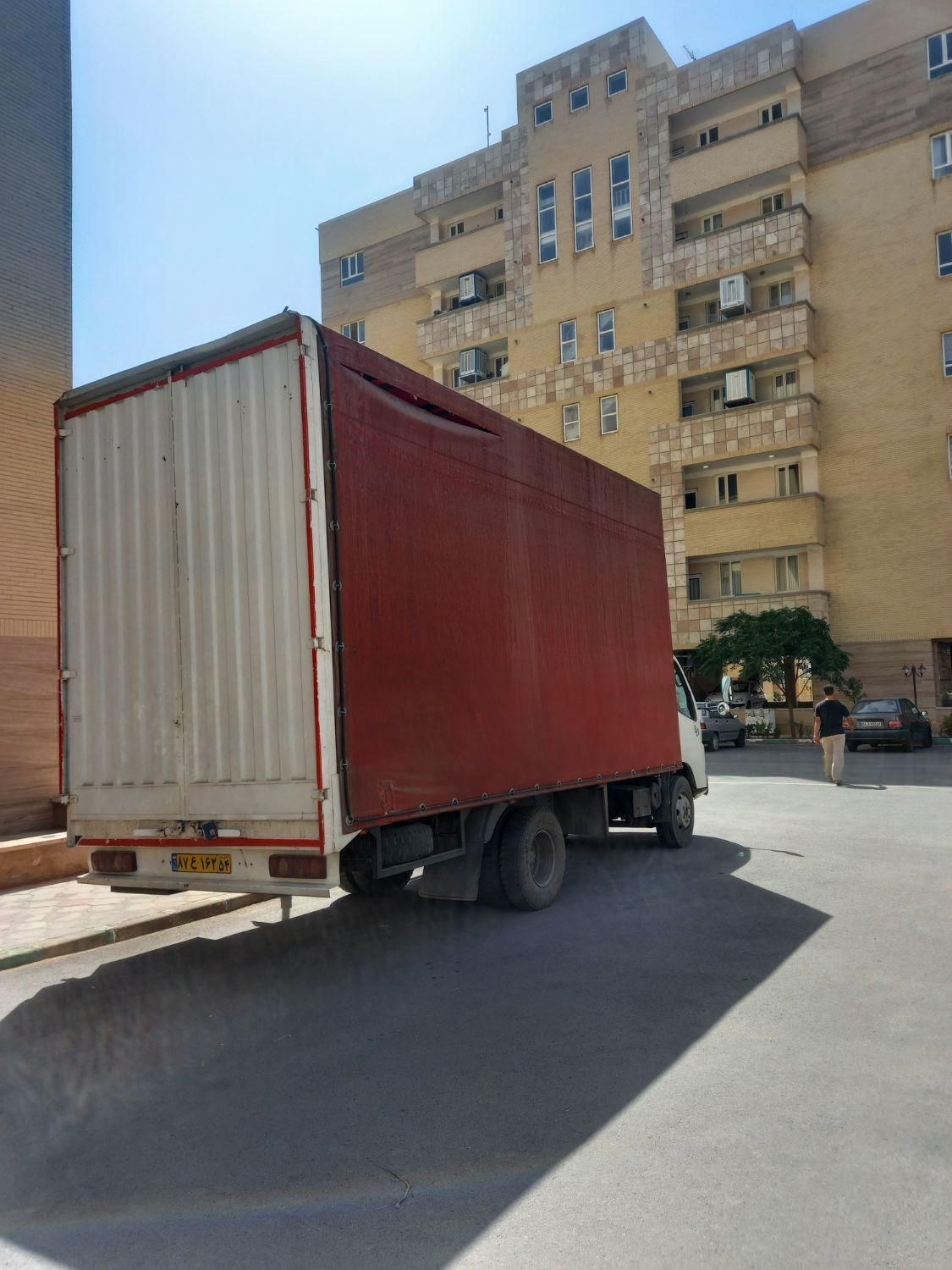 باربری و اسبابکشی با ایسوزو ، نیسان با کارگر تخصصی|خدمات حمل و نقل|یزد, |دیوار