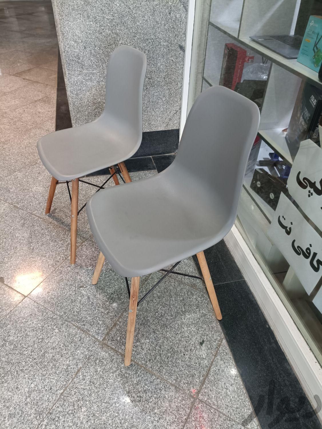 صندلی نو پایه ایفلی|صندلی و نیمکت|گنبد کاووس, |دیوار