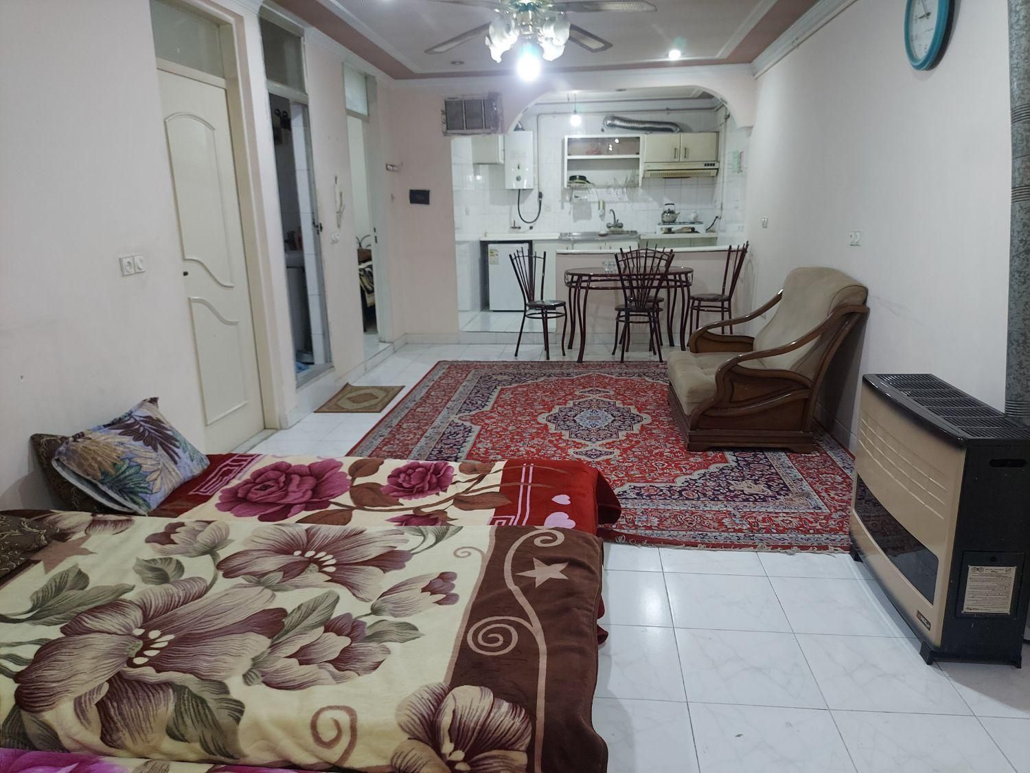 سوییت بلوارجمهوری فول امکانات|اجارهٔ کوتاه‌مدت آپارتمان و سوئیت|یزد, |دیوار