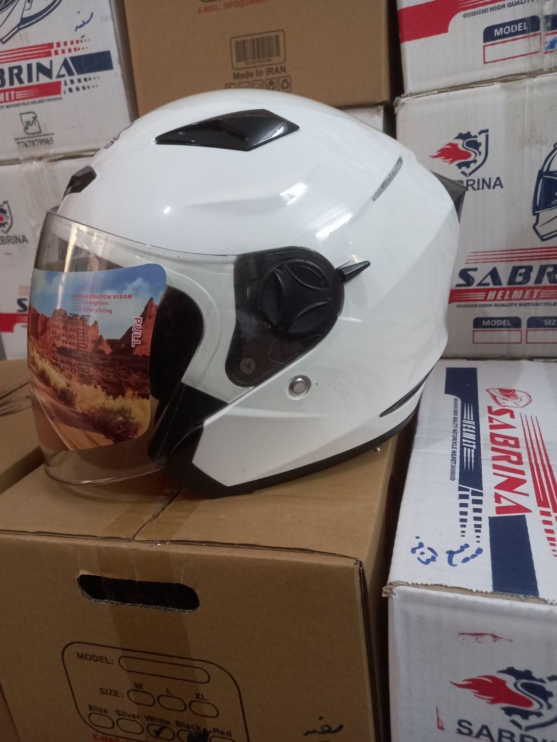 کلاه کاسکت کلاه ایمنی موتورسیکلت|ابزارآلات|قم, نخودی|دیوار