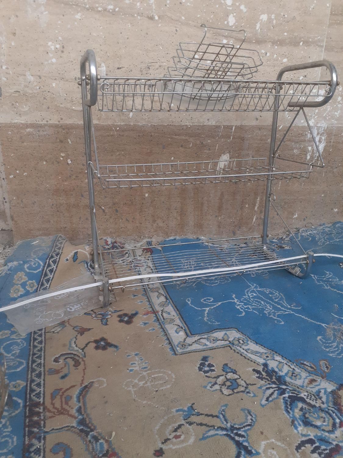 جاه ظرفی و جاه پیازی|آب‌چکان و نظم‌دهنده ظروف|زاهدان, |دیوار