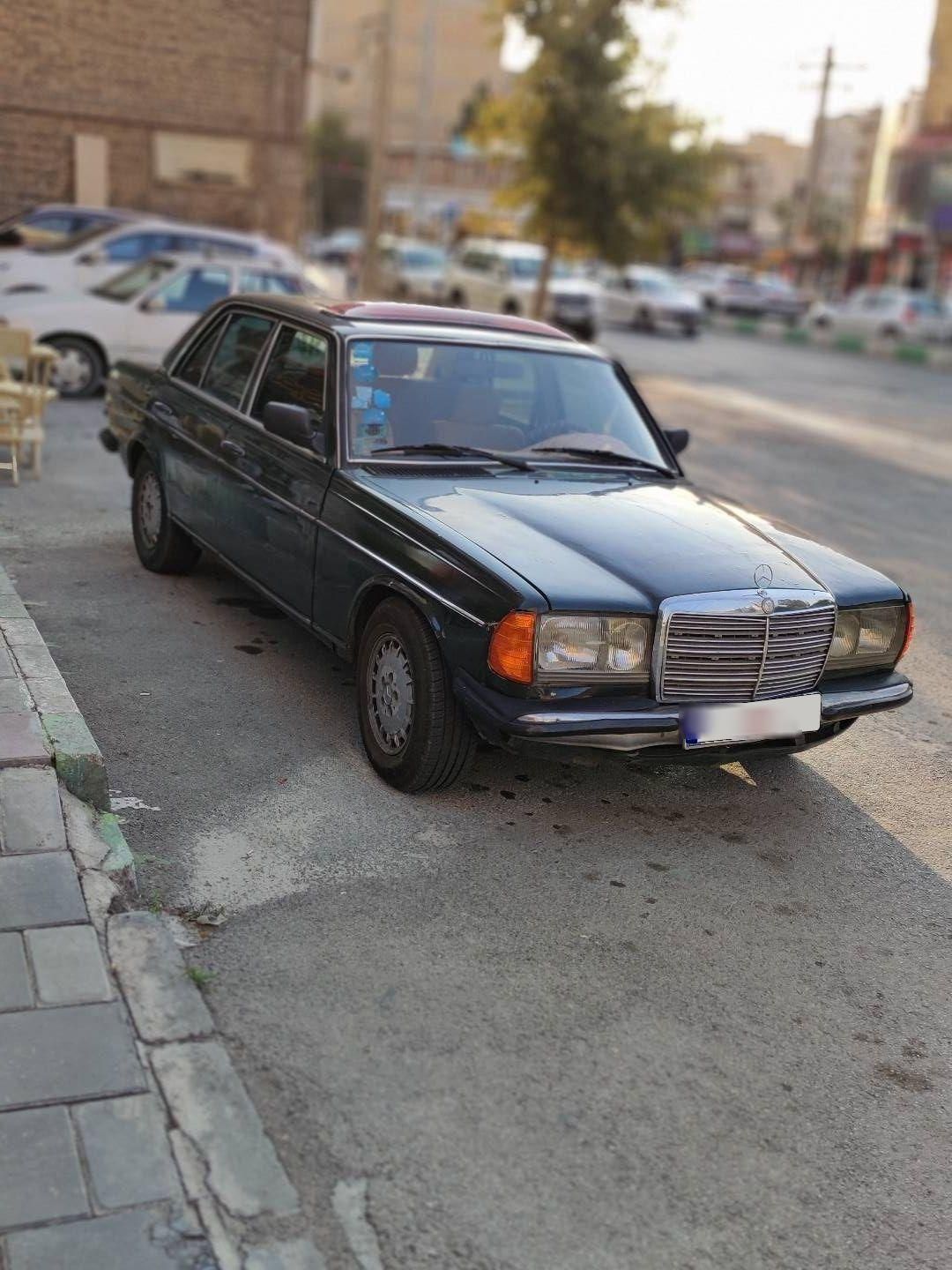 بنز دانشجویی موتور مشکی مدل ۸۲|خودرو سواری و وانت|تهران, آذربایجان|دیوار
