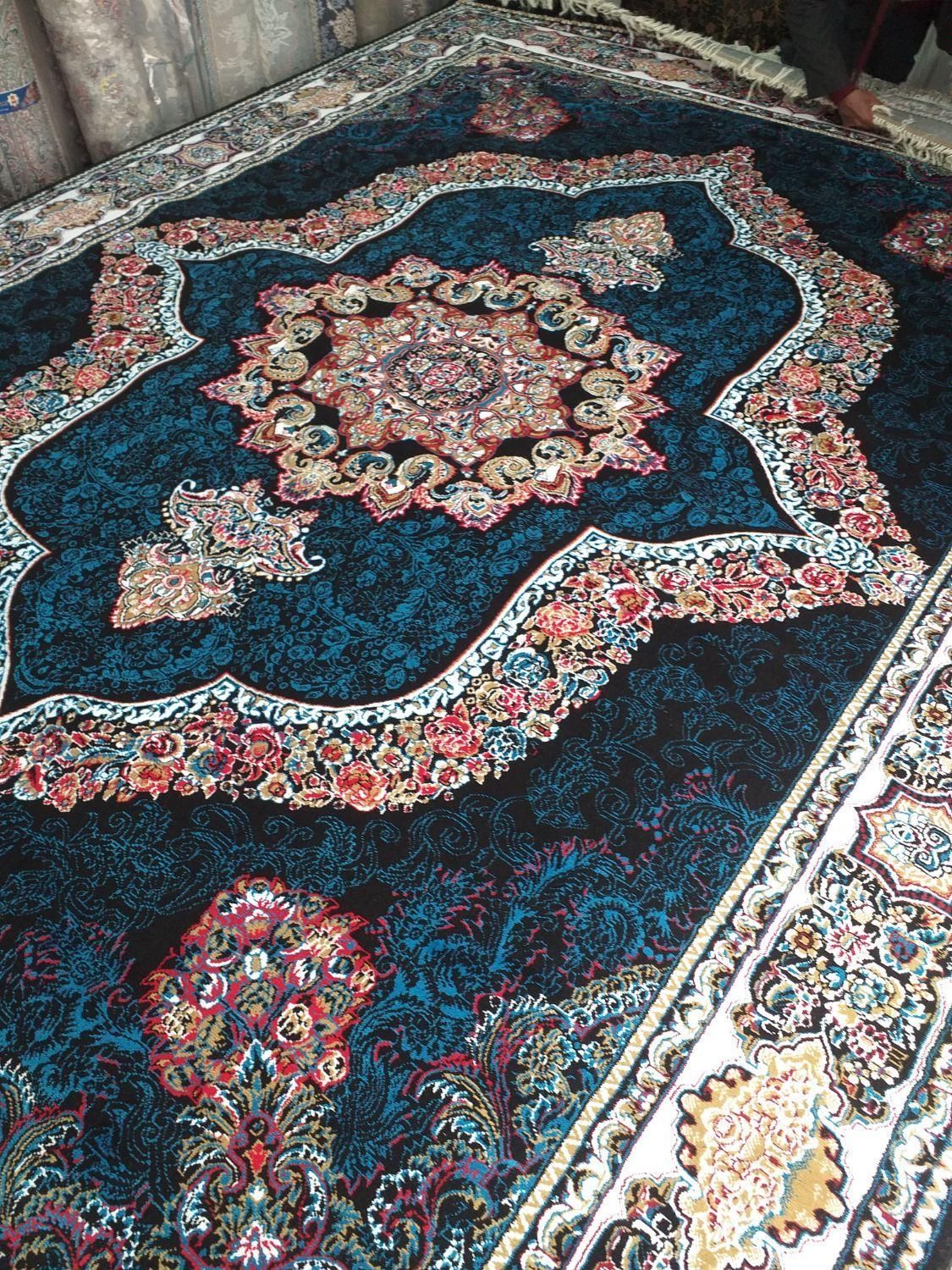 ۴تخته ۱۲ متری|فرش|شیراز, کوشک میدان|دیوار