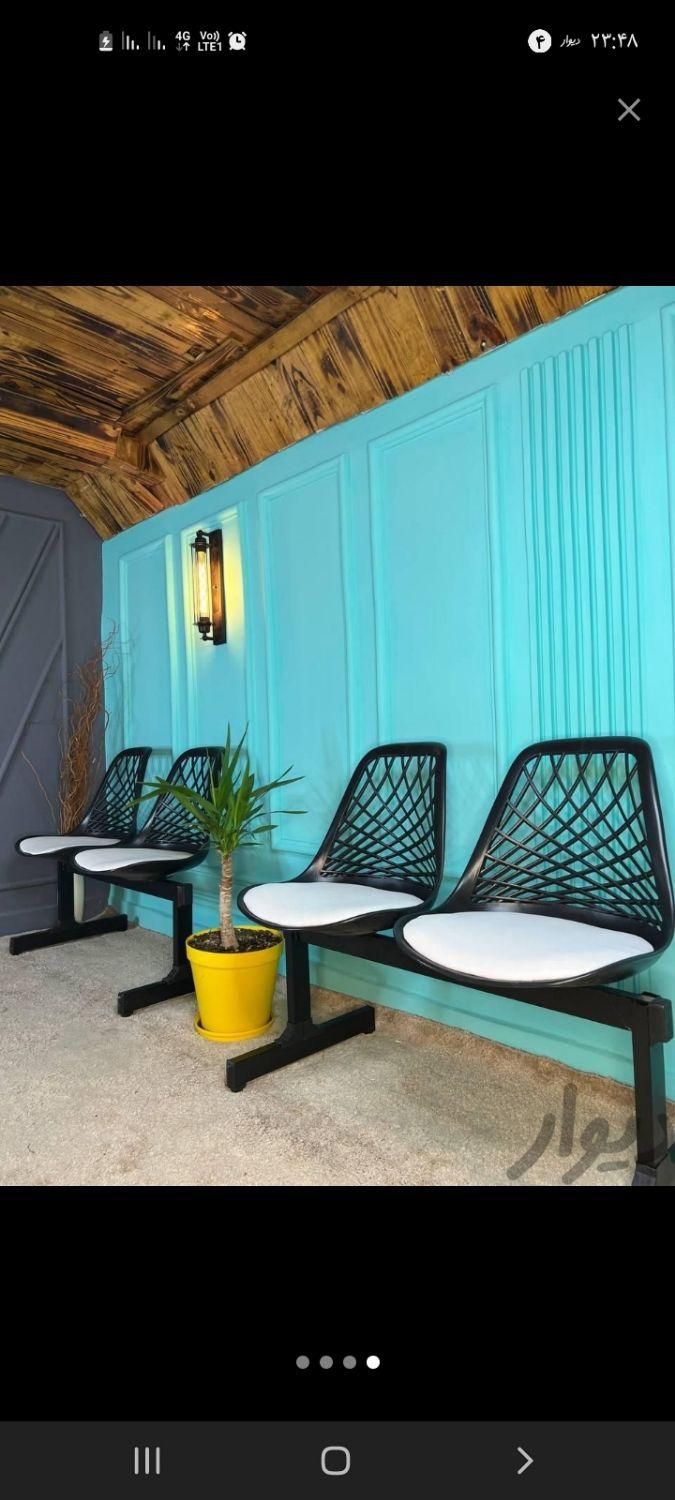 صندلی چسبیده بهم شاخه برگی.صندلی مطب.|صندلی و نیمکت|ماهدشت, |دیوار