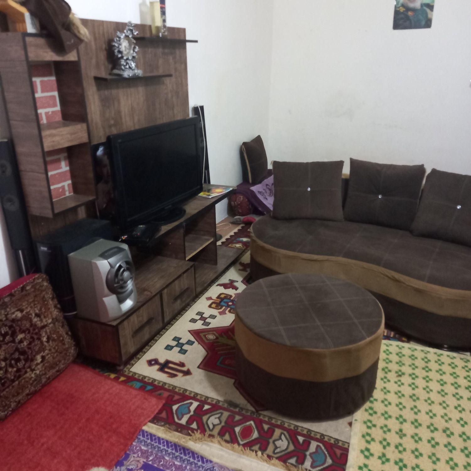 اجاره روزانه سویت اقامتی همکف تماوقت نیمه وقت|اجارهٔ کوتاه‌مدت آپارتمان و سوئیت|کرمان, |دیوار