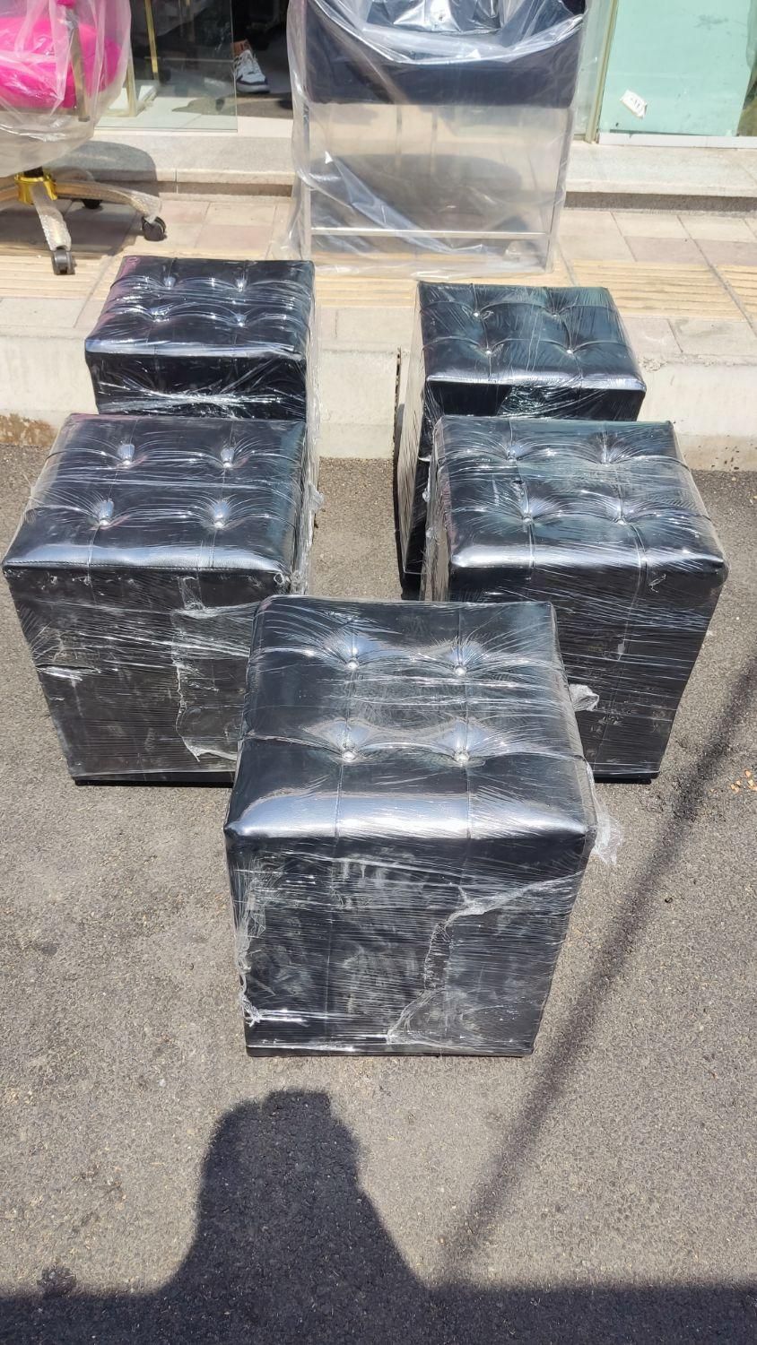 پاف نشیمن سالن|آرایشگاه و سالن‌های زیبایی|رشت, امین الضرب|دیوار