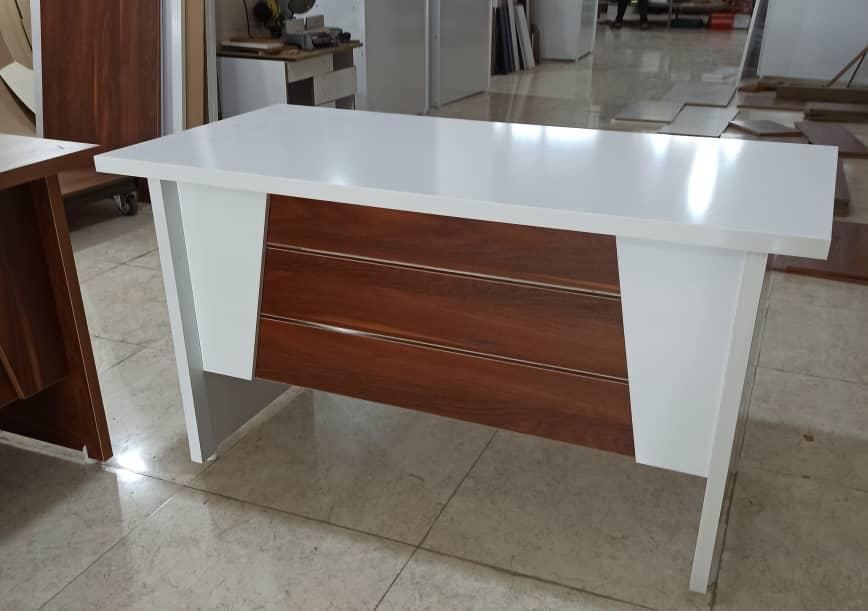 میز ، میز اداری ، میز تحریر کد ۱۳۲۴|دفتر کار|تهران, سازمان برنامه شمالی|دیوار