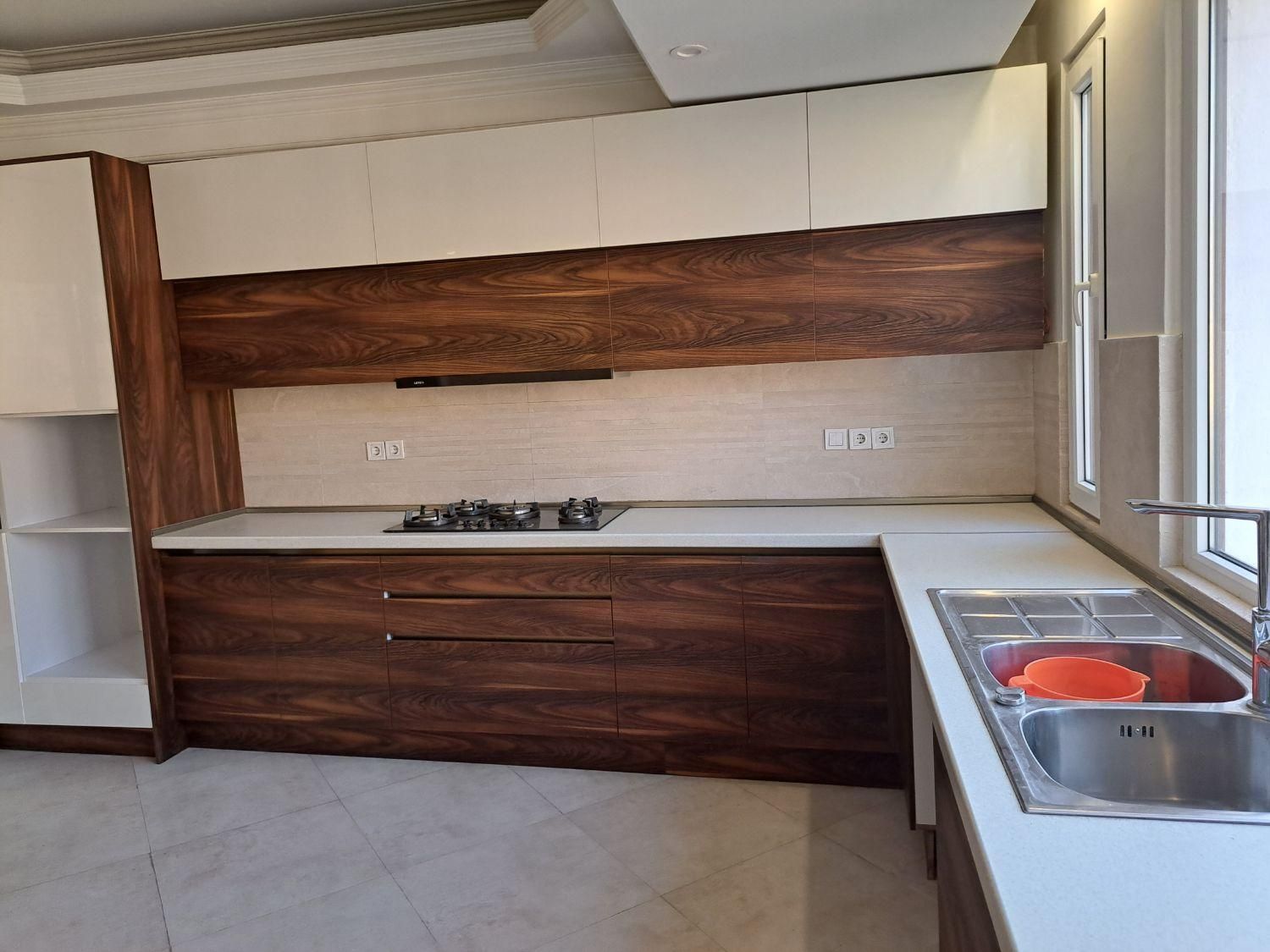 ۴۱۰ متر ۴خواب فرشته تراس بزرگ ویو ابدی