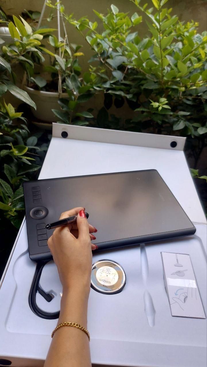 وکام اینتوس پرو مدیوم پیپر ادیشن وکام  Wacom|قطعات و لوازم جانبی رایانه|تهران, سهروردی|دیوار