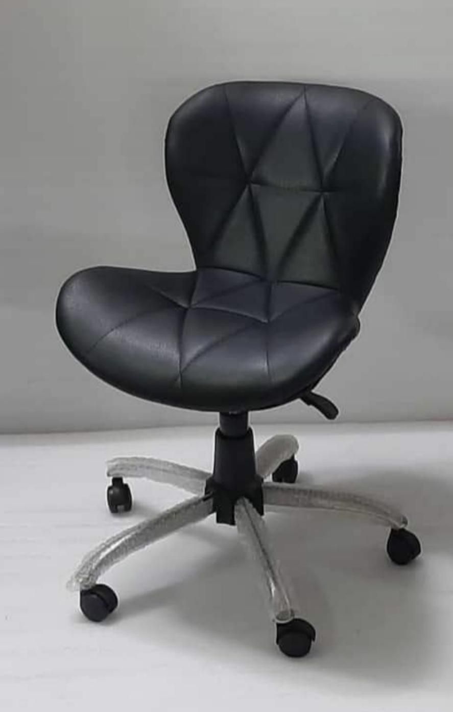 صندلی تابوره.جکدار|آرایشگاه و سالنهای زیبایی|تبریز, |دیوار