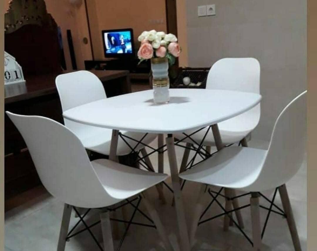 صندلی چوبی .و فلزی|صندلی و نیمکت|اردبیل, |دیوار