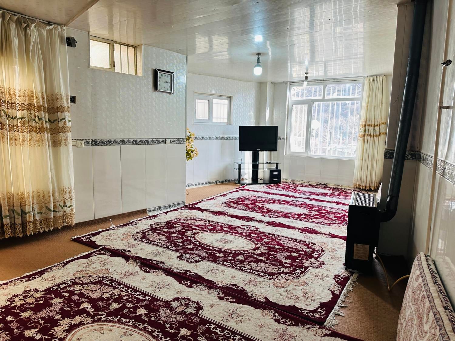 سویت اجاره ای با امکانات در پاوه|اجارهٔ کوتاهمدت آپارتمان و سوئیت|کرمانشاه, |دیوار