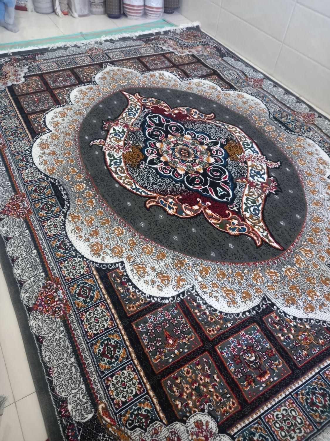 فرش ۷۰۰شانه طوسی|فرش|سنندج, |دیوار