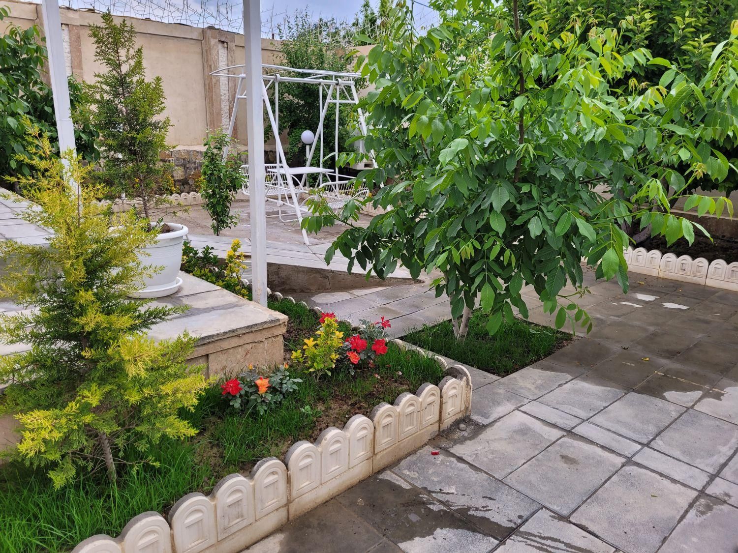 باغ ویلا چناران استخر آب گرم سرپوشیده.فول امکانات|اجارهٔ کوتاه‌مدت ویلا و باغ|گلبهار, |دیوار