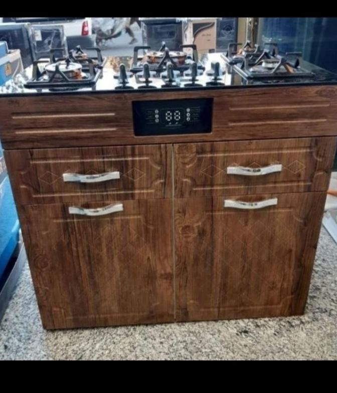 اجاق گاز طرح کابینت شیشه ای، طرح فر مدل fromwhat|اجاق گاز و لوازم برقی پخت‌وپز|رشت, رشتیان|دیوار