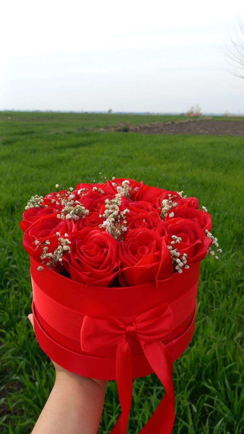 فروش گل های ربانی. باکس .دسته گل .تک شاخه .|گل مصنوعی|گنبد کاووس, |دیوار