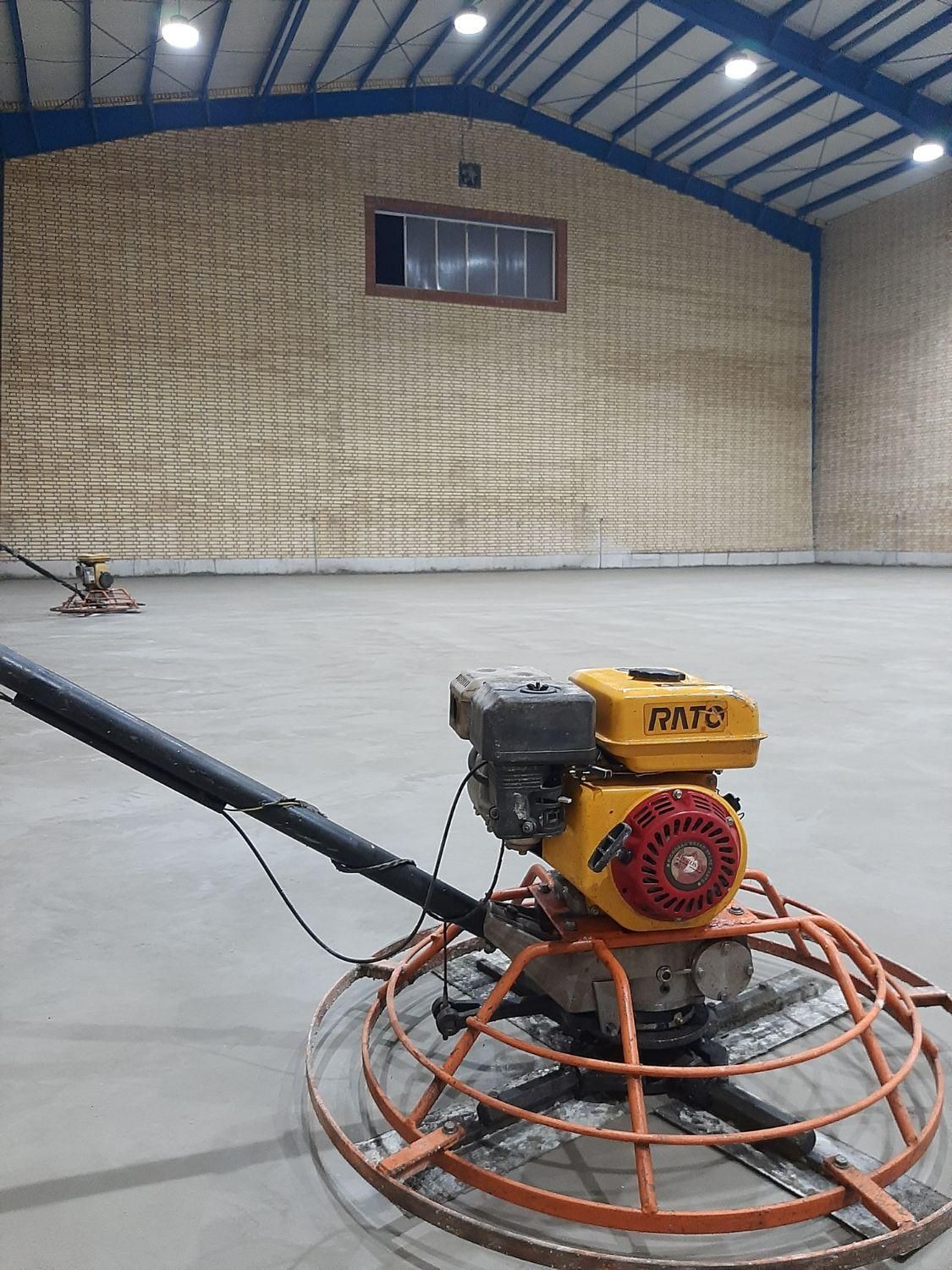 بتن ریزی کفسازی ماله پروانه ضمانتی کاتربتن اقساطی|خدمات پیشه و مهارت|بیرجند, |دیوار