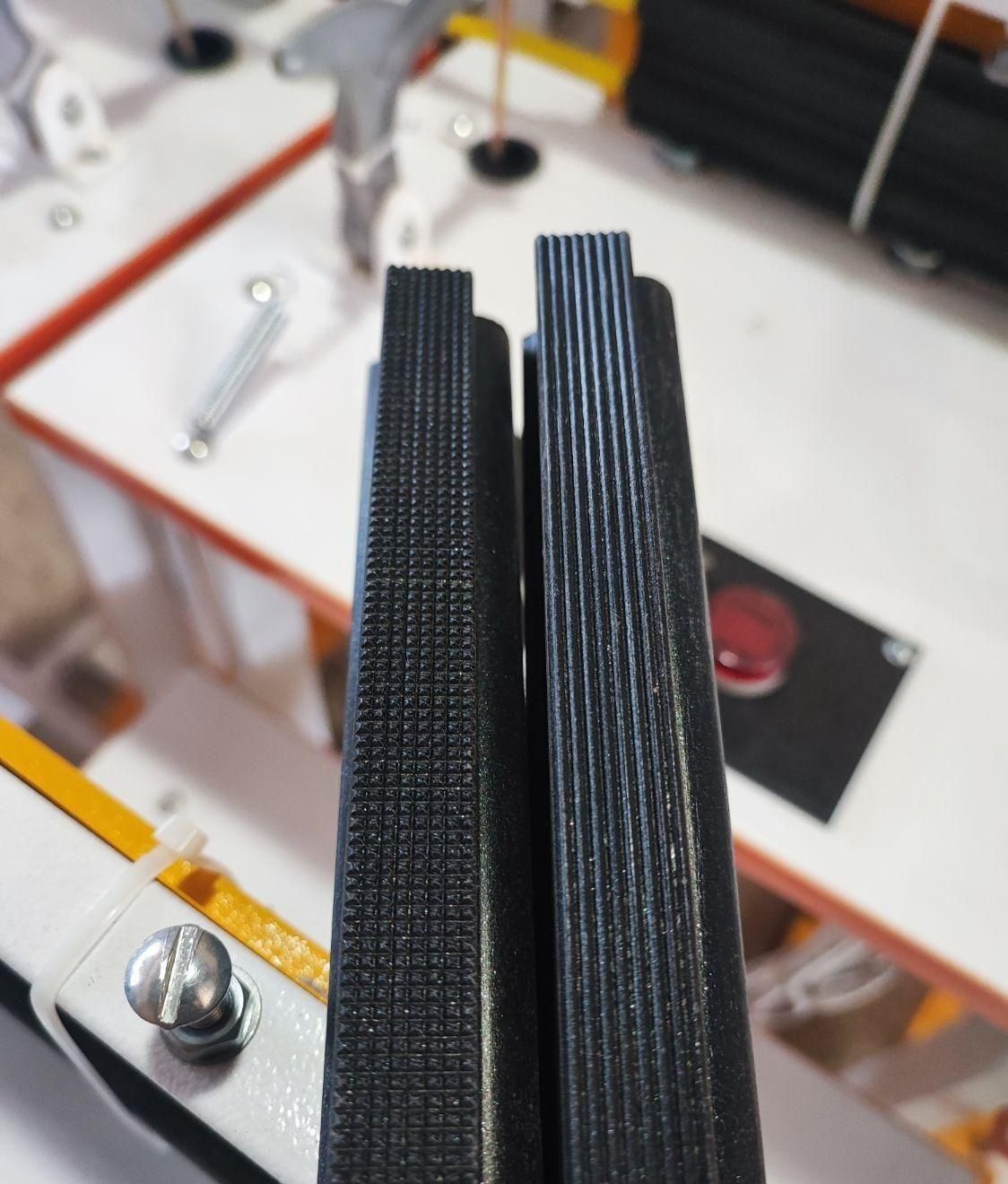 دوخت پدالی/دستگاه پرس/وکیوم شیرینگ/نایلون پلاستیک|ماشینآلات صنعتی|تهران, آذربایجان|دیوار