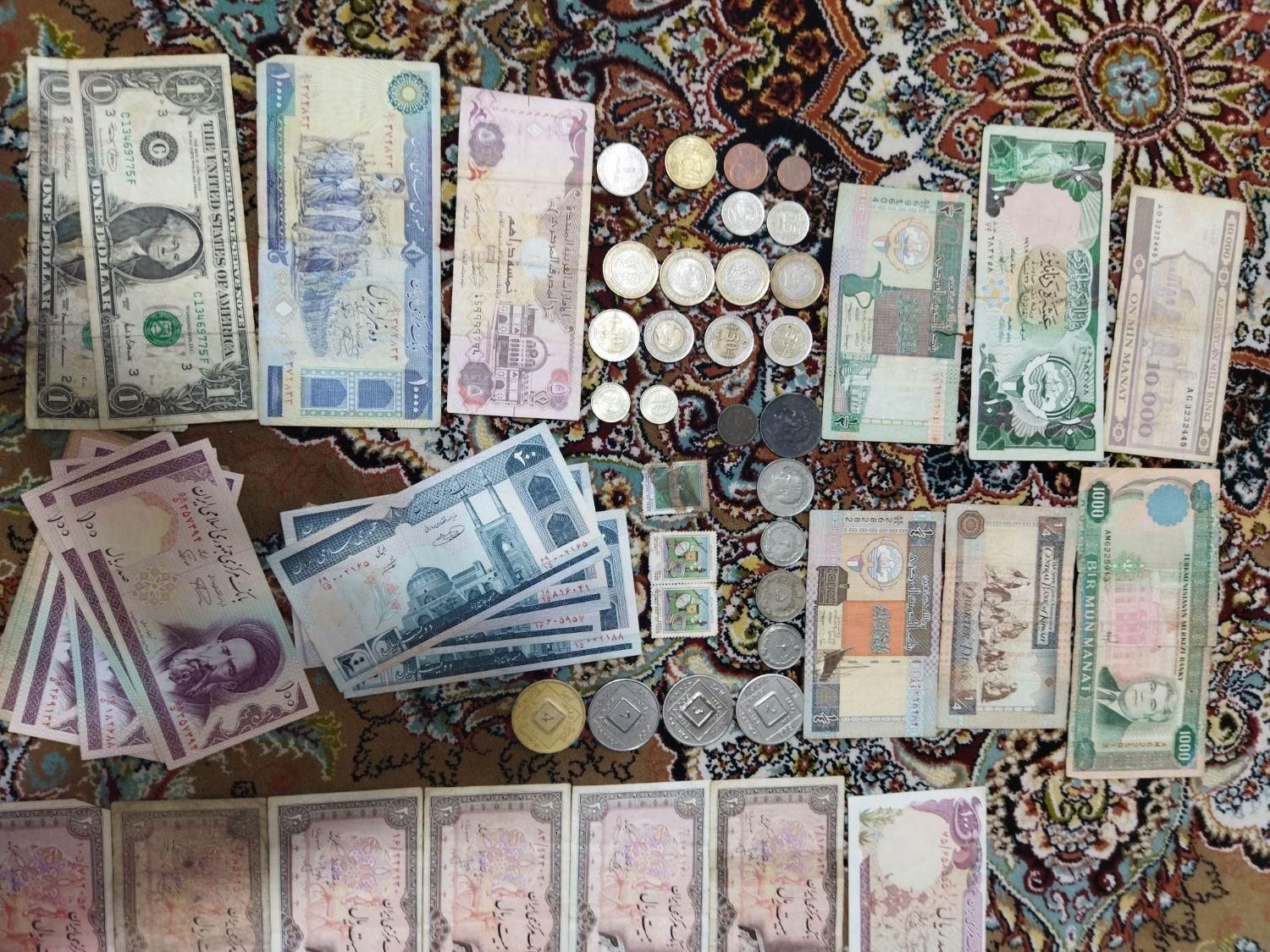 مقداری لوازم|کلکسیون سکه، تمبر، اسکناس|لاهیجان, طالقانی|دیوار