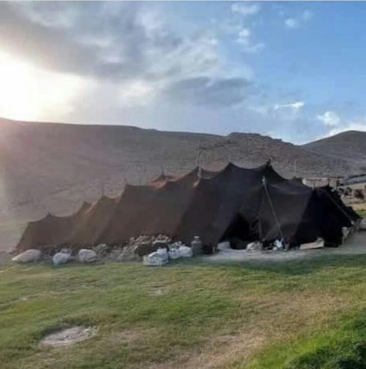 گوت محلی (چادرسیاه) سبک یک سقفی|کوهنوردی و کمپینگ|سمنان, |دیوار