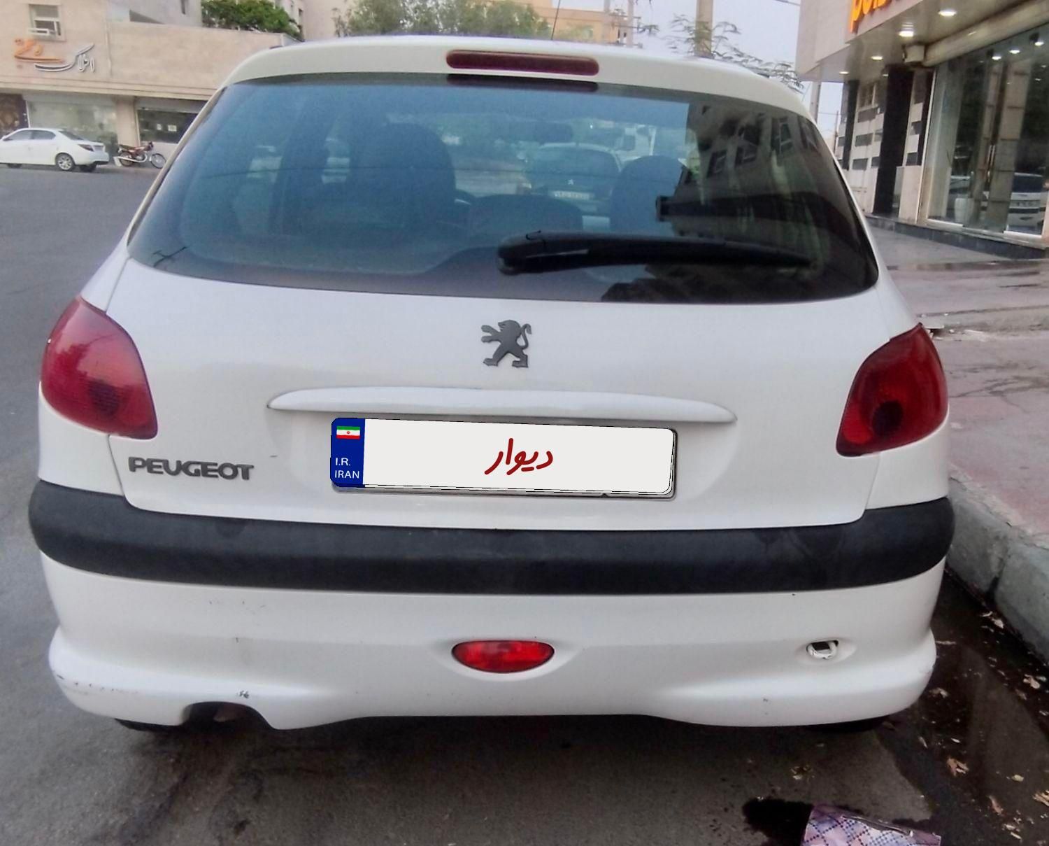 پژو 206 مدل 88 تیپ 3|خودرو سواری و وانت|بندرعباس, |دیوار