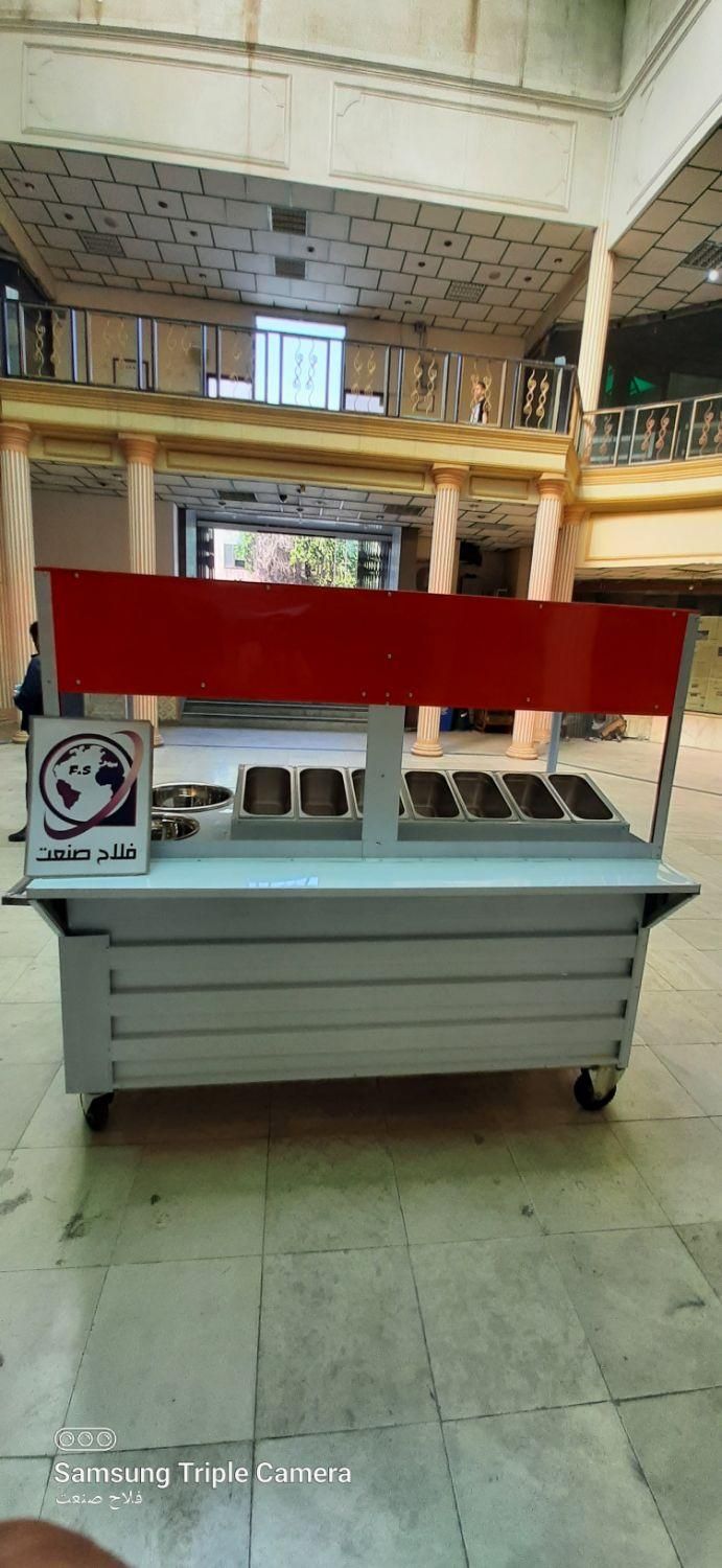 ورق ضخیم با فر اغذیه ساندویچی فلافلی ساندویچ صنعتی سفید|کافیشاپ و رستوران|تهران, شوش|دیوار