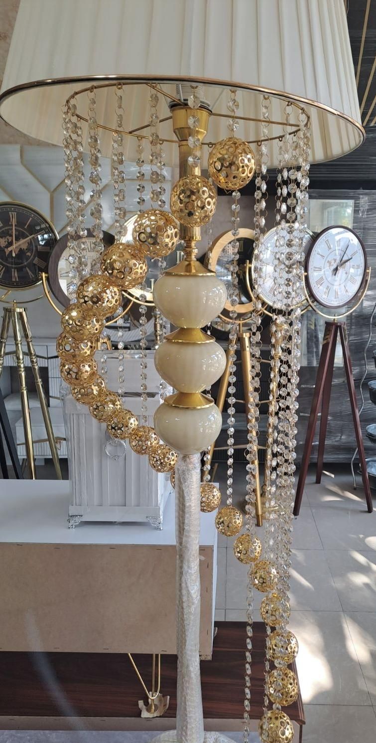 آباژور سالنی ایستاده|چراغ خواب و آباژور|ارومیه, |دیوار