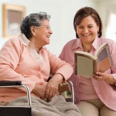 پرستار برای مادربزرگ|استخدام درمانی، زیبایی، بهداشتی|تهران, منیریه|دیوار