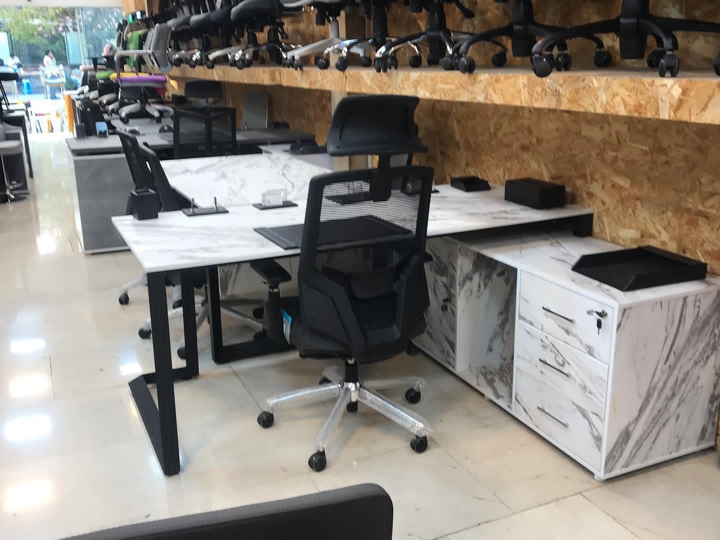 میز مدیریت کارگروهی فلزی مبل اداری مدرن صندلی مش/|دفتر کار|چهاردانگه (تهران), |دیوار