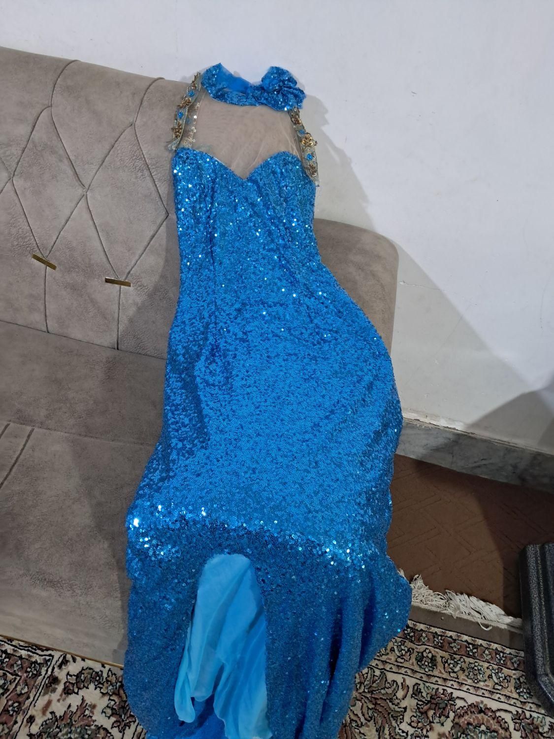 لباس مجلسی|لباس|چناران, |دیوار
