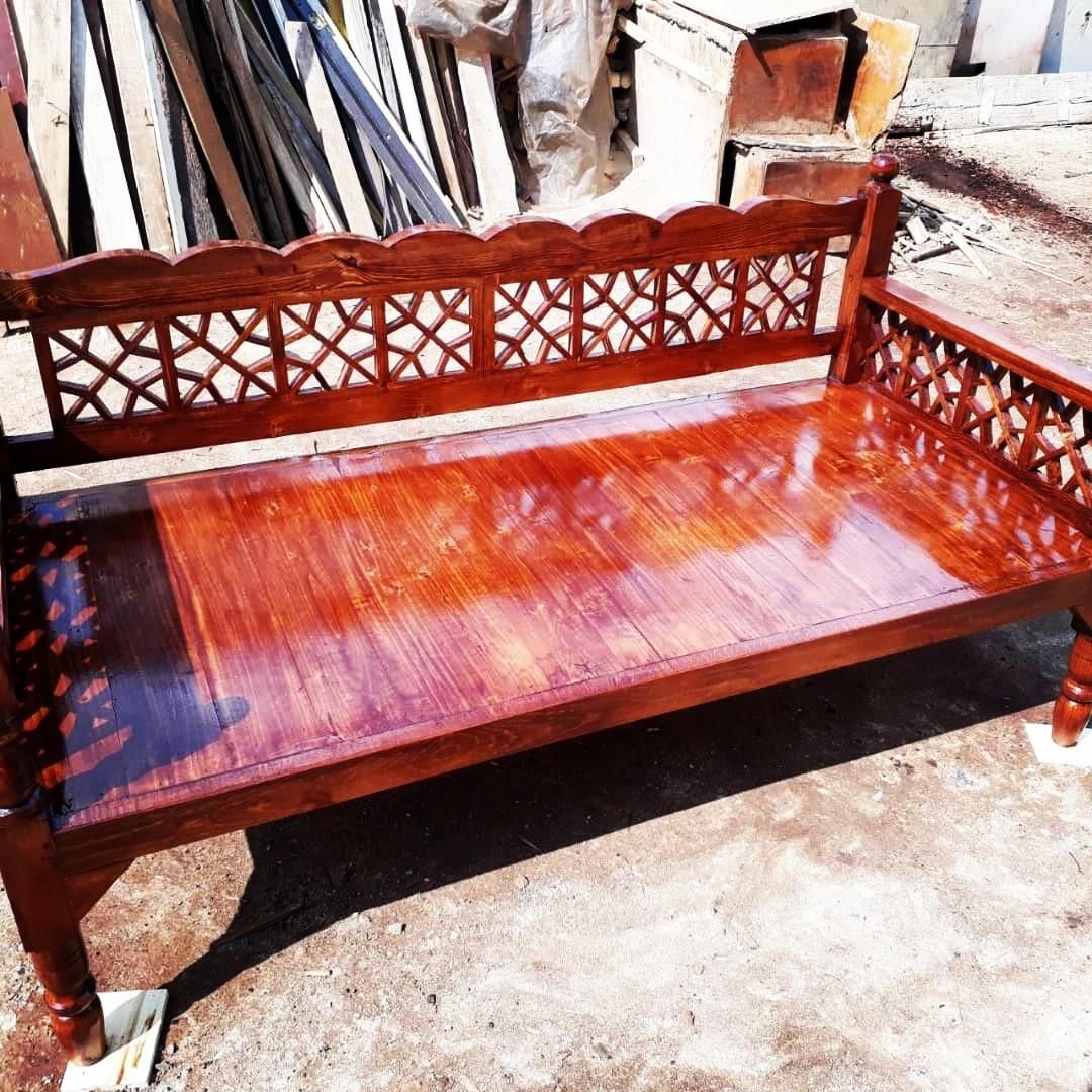 تخت سنتی ۲۰۰در ۱۰۰ ۶پایه رنگ شده|مبلمان خانگی و میز عسلی|تهران, شهرک ابوذر|دیوار