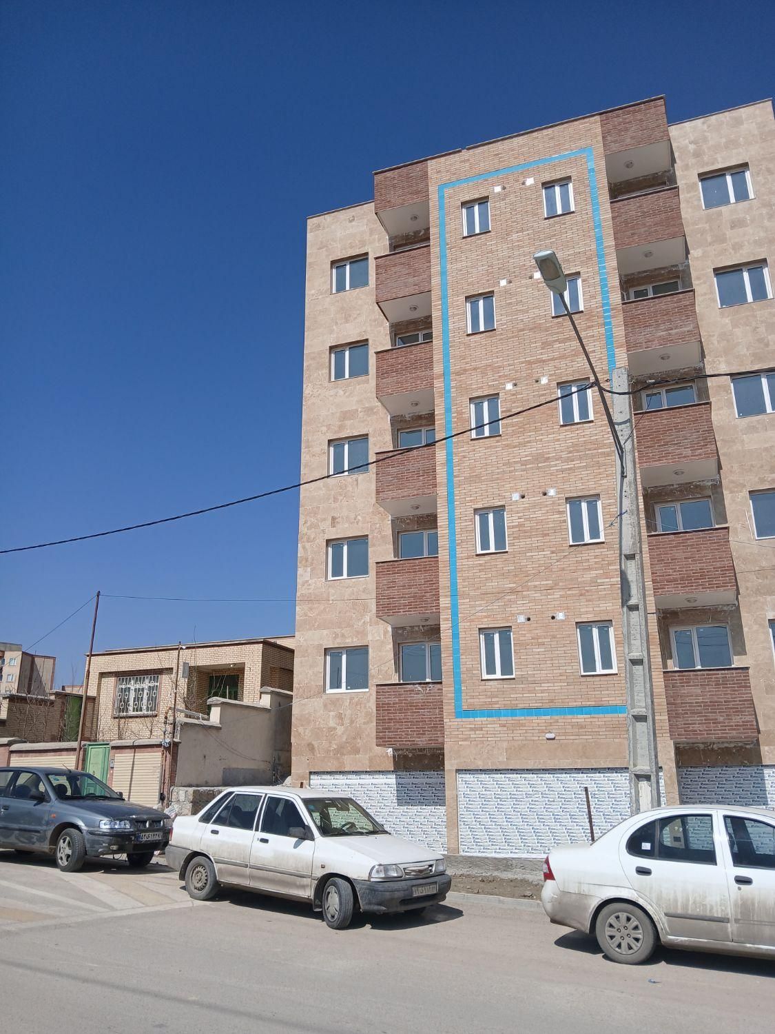 فروش آپارتمان ۹۵ متر اندیشه۳ بغل مدرسه|پیش‌فروش املاک|اردبیل, |دیوار
