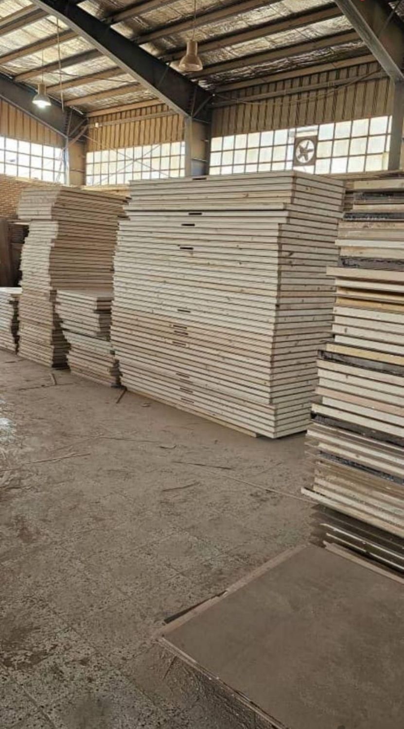 کارگاه نجاری انواع درب چوبی  ضدسرقت ضد سرقت|مصالح و تجهیزات ساختمان|اصفهان, جلالیه|دیوار