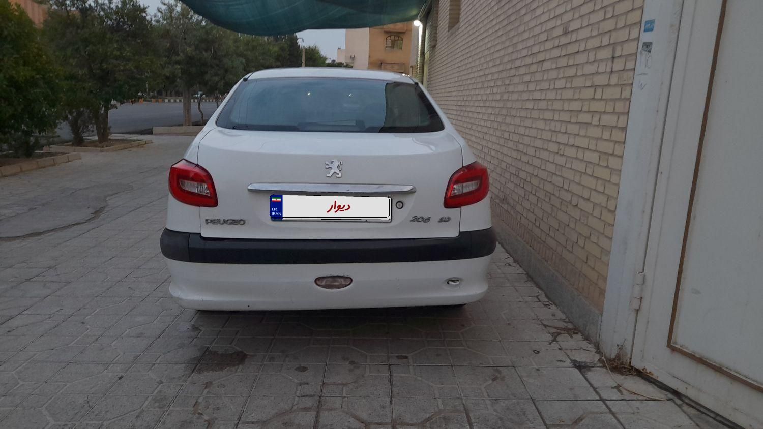 پژو 206 SD V8، مدل ۱۳۹۱|خودرو سواری و وانت|شیراز, کوی زهرا|دیوار